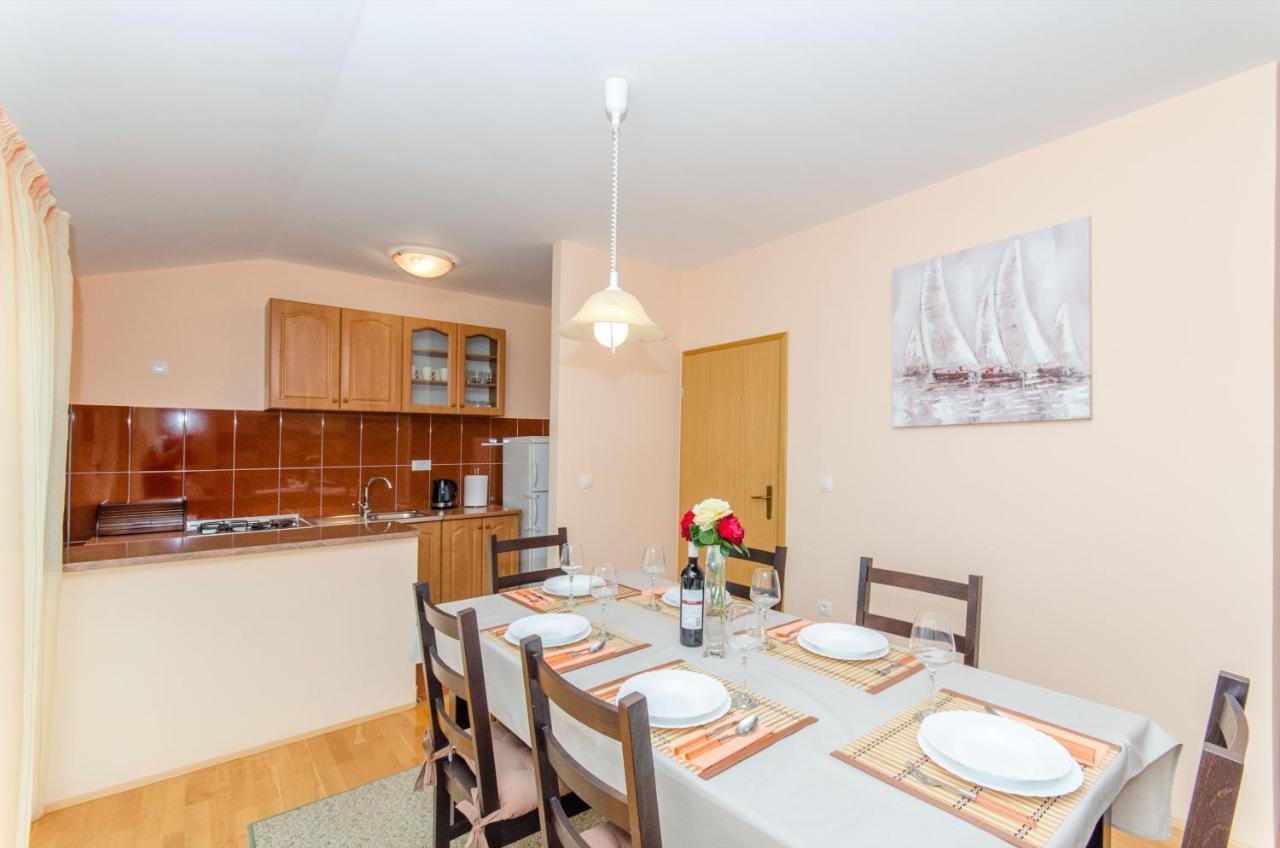 Apartman Ivan Kaštela Екстериор снимка